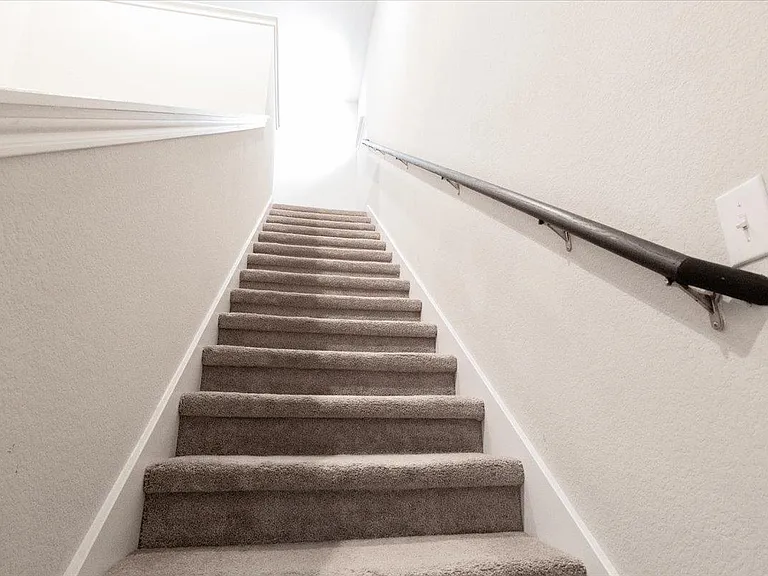 7403 Albany Dr — Photo 13