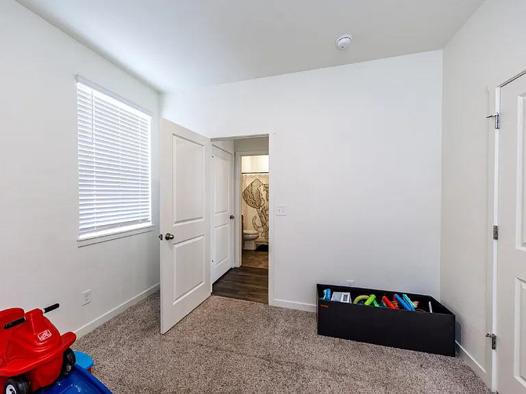10213 Castor Dr — Photo 29