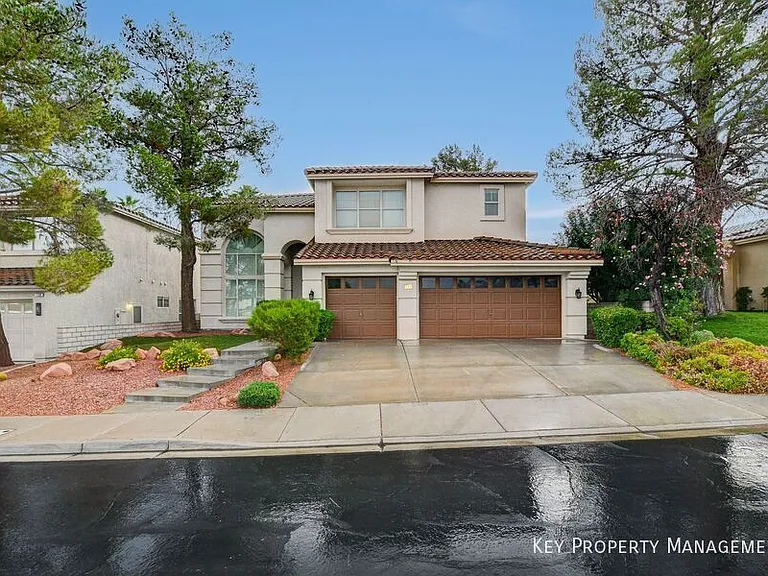 136 Ultra Dr — Photo 1