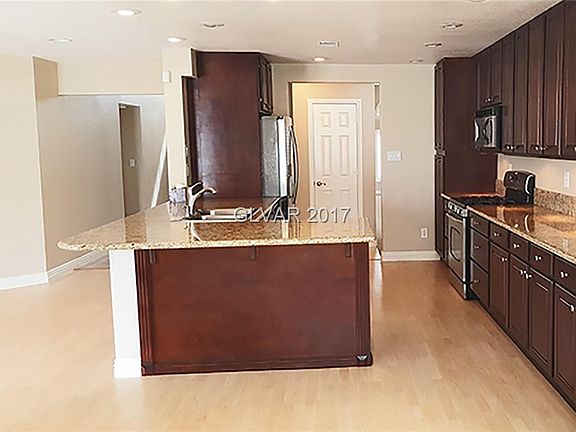 4th image of 5704 Paseo Del Mar