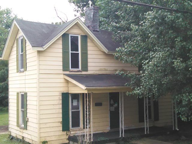 1st image of 127 Hustonville St