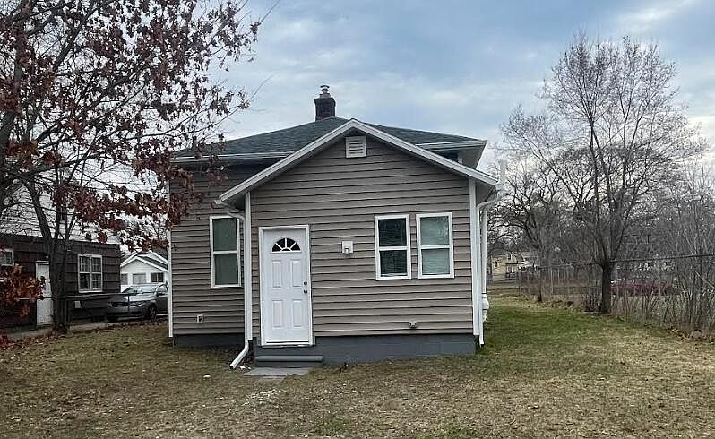 1st image of 2209 Leahy St