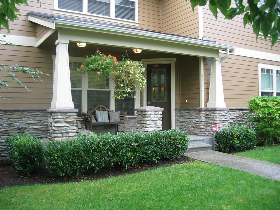 1st image of 1537 Vineyard Ave SE