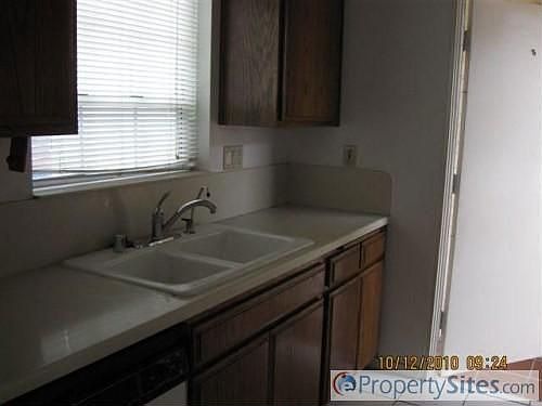 3rd image of 453-55 1st Ave