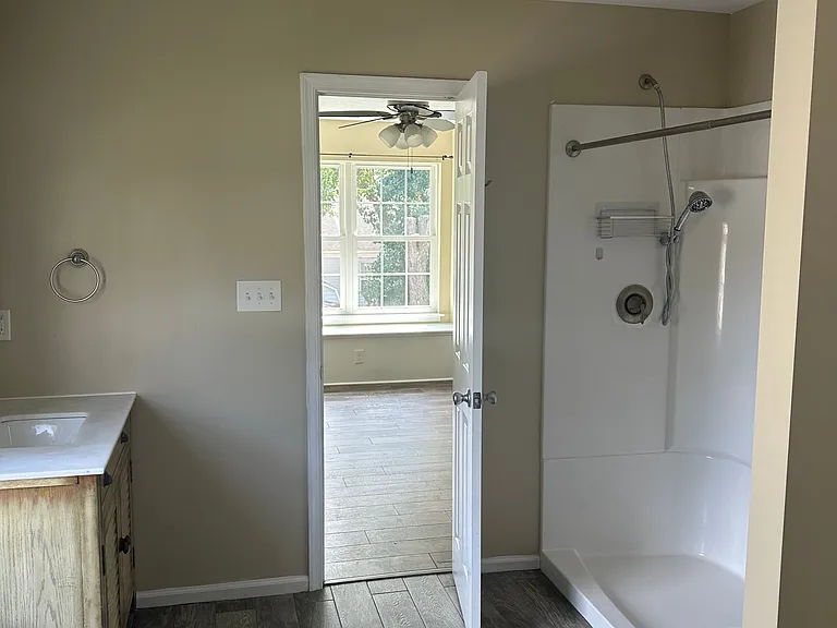 824 Thimbleby Dr — Photo 25