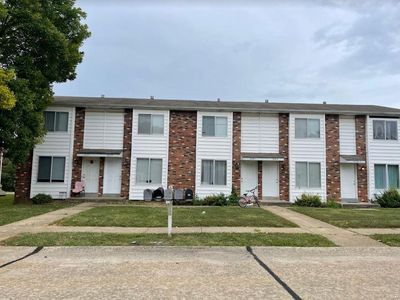 1677 Meyer Dr, Saint Charles, MO, 63303