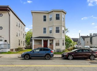 71 Maywood St, Worcester, MA 01603
