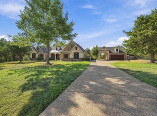 4050 Wisteria Trl, Midlothian, TX 76065