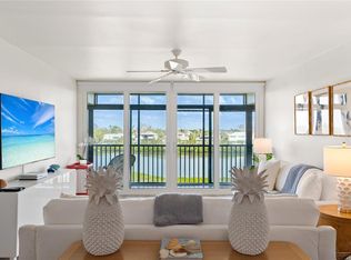 3240 Gulf Of Mexico Dr #B404, Longboat Key, FL 34228