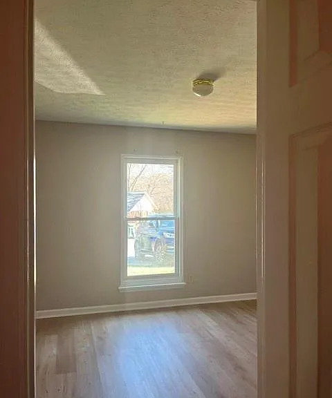 1290 Knoll Ct NW #B — Photo 16
