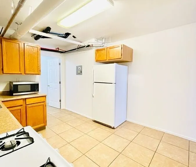 1444 N Clarkson St #6 — Photo 6