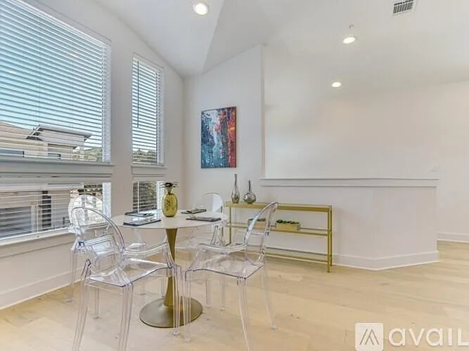 2050 Lohmans Spur #801 — Photo 12