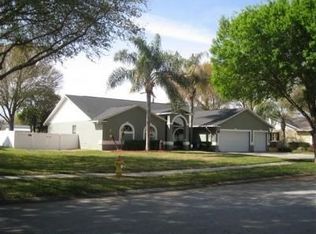 3907 Castle Key Ln, Valrico, FL 33594