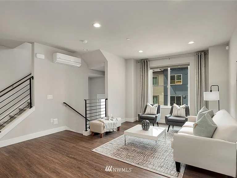 520 Fremont Walk SE — Photo 11