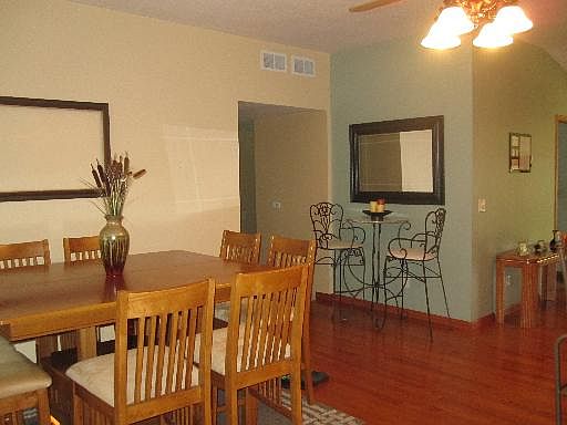 5th image of 12444 E Metcalf Ave