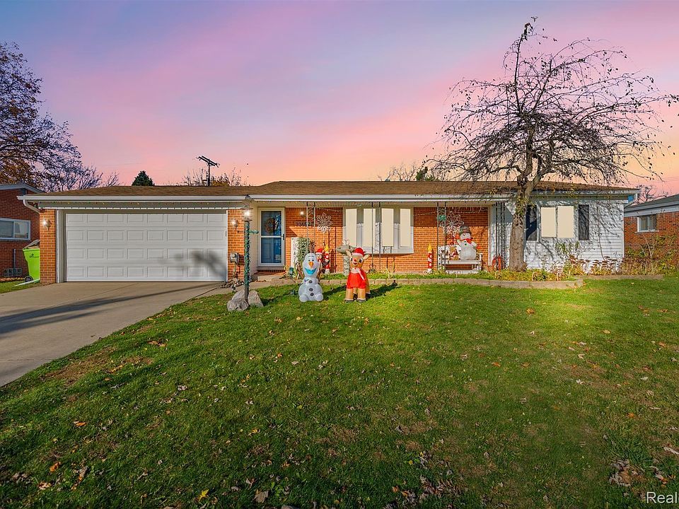 1st image of 23659 Aviva St