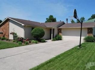 4316 Aboite Lake Dr, Fort Wayne, IN 46804