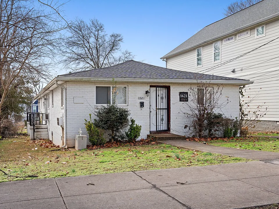 1621 Arthur Ave #C