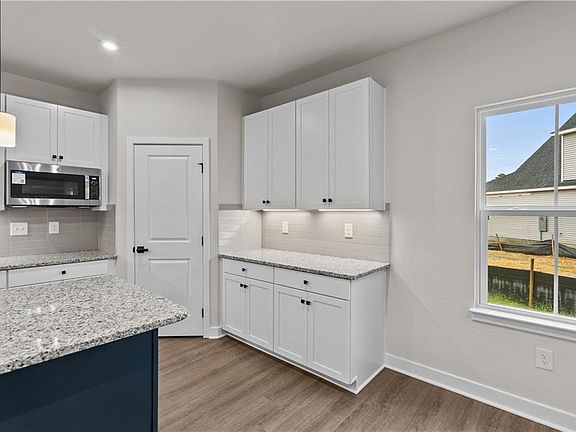 5th image of 2145 Mainsail Dr