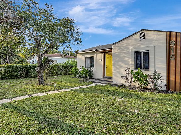 2nd image of 915 NW 121st Street