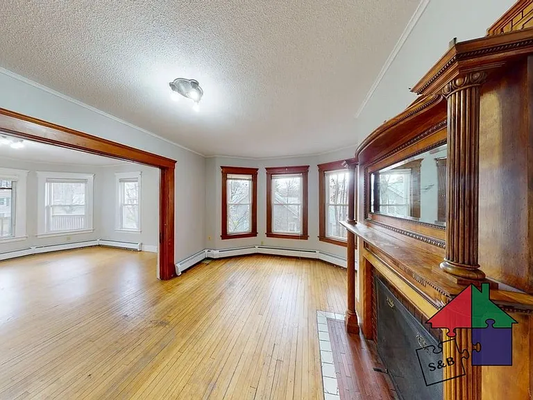 246 S Main St — Photo 10