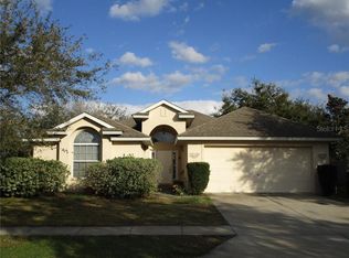 4511 Marsh Harbor Dr, Tavares, FL 32778