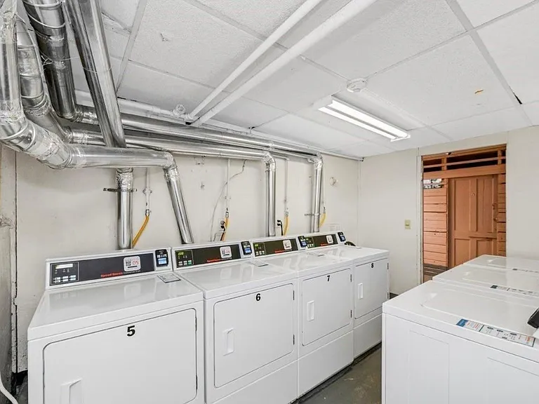 21 Chauncy St #3B — Photo 13