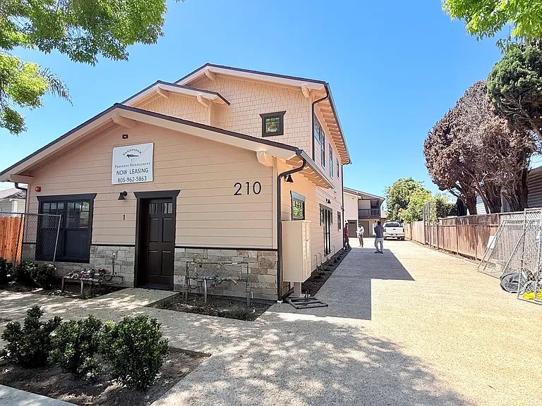 210 S Voluntario St #4 — Photo 4