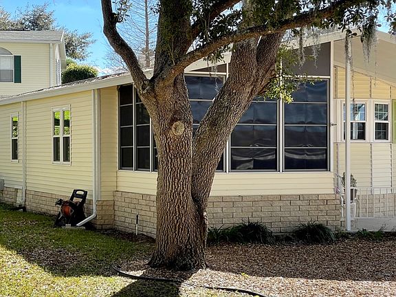 4th image of 735 Bishop Dr