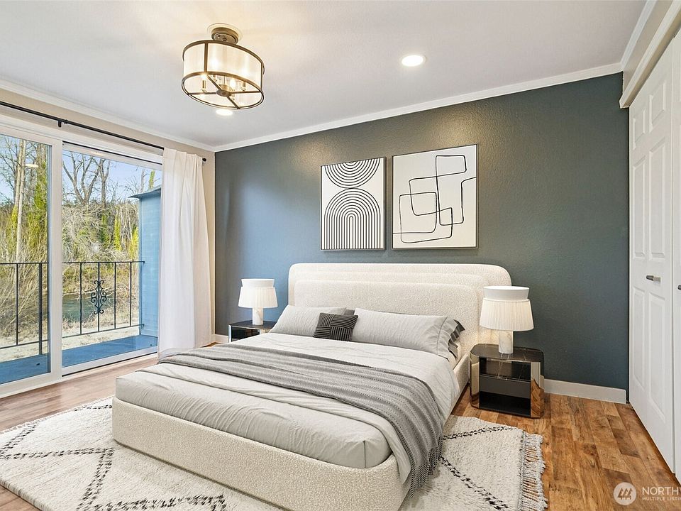 1st image of 1519 22nd Street NE #1627