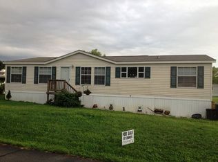31 Meadow Rue Ln, Crimora, VA 24431