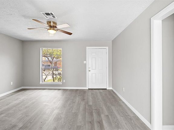 4th image of 16718 David Glen Drive