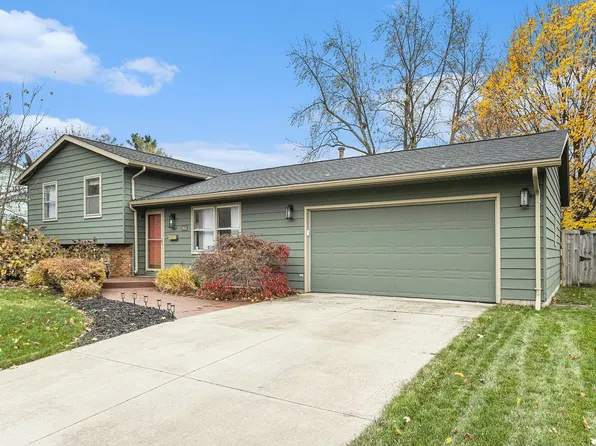 3643 Edinburgh Dr, Kalamazoo, MI 49006