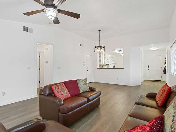 5th image of 2394 Roualt St