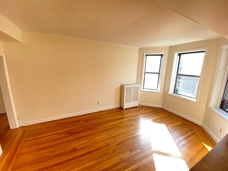1121 Commonwealth Ave — Photo 20