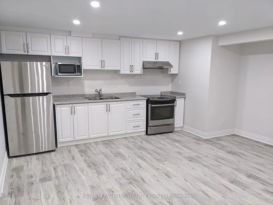 11 Stedford Cres