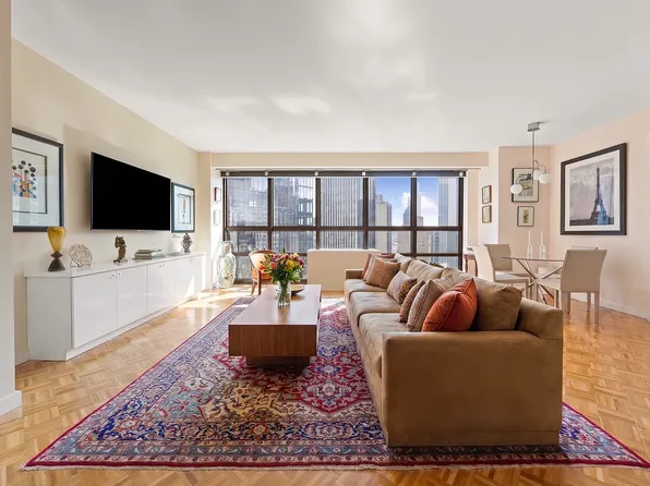 146 W 57th St APT 39C, New York, NY 10019