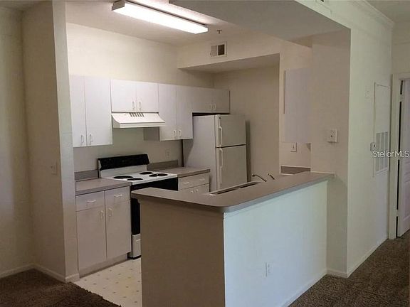 4th image of 17104 Carrington Park Dr APT 502