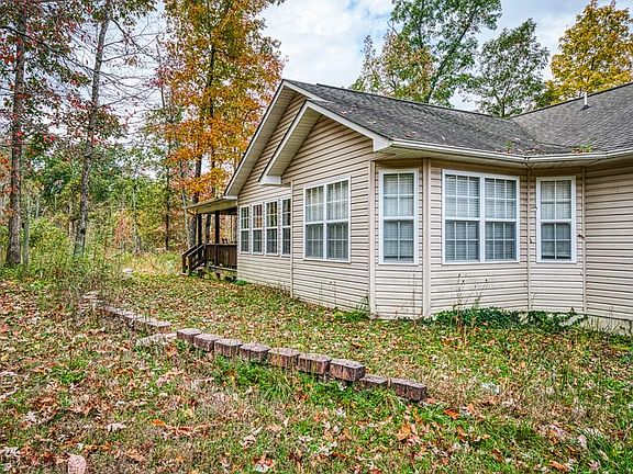 4th image of 199 Clinton Wright Ln
