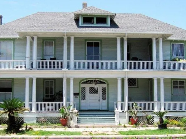 1003 19th St #2, Galveston, TX 77550