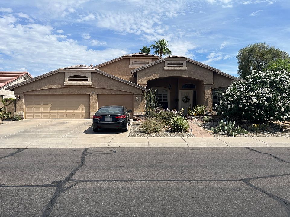 1st image of 1048 E Constitution Dr