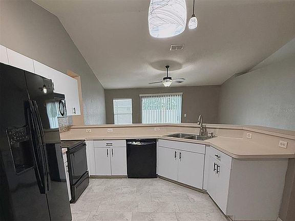 5th image of 6481 NW 67TH TERRACE
