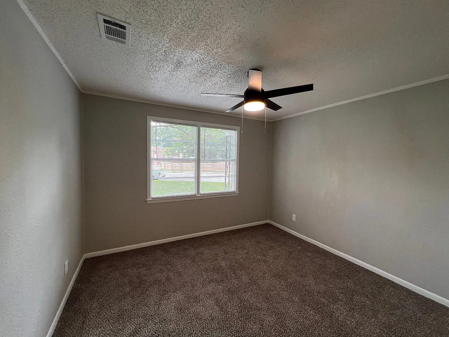 3025 Kingston St — Photo 4