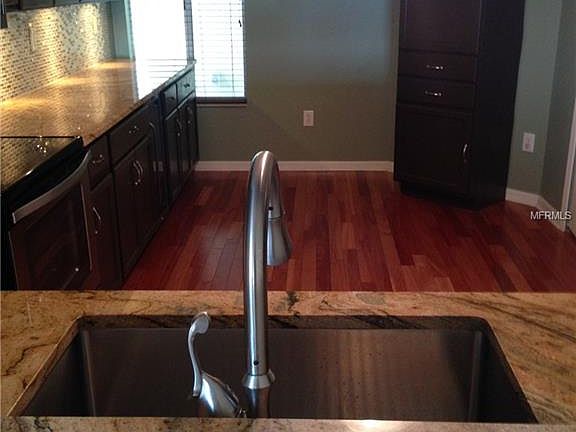5th image of 31429 Triborough Dr