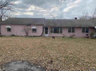 8039 SE Berryton Rd, Berryton, KS 66409