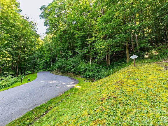 2nd image of LOT 30 Finlaystone Trce