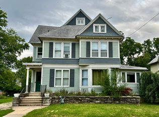 528 Mount Vernon St, Oshkosh, WI 54901