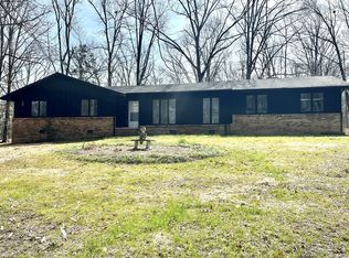 362 Highway 13, Cunningham, TN