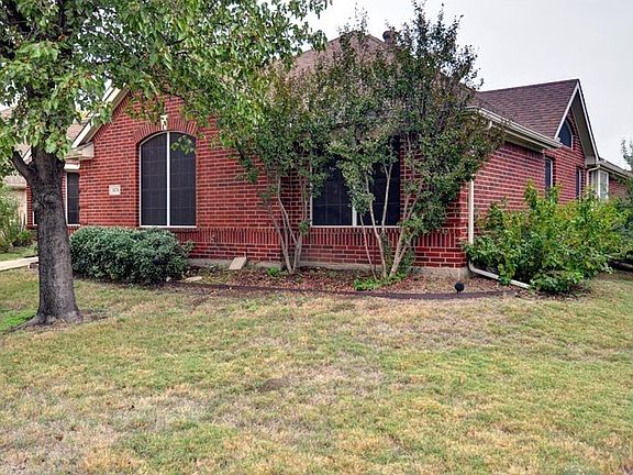 2nd image of 3876 Harrison Dr