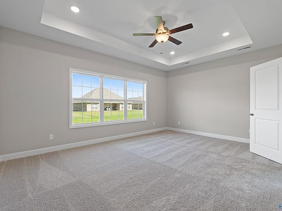 5th image of 109 Lucy Lynn Blvd